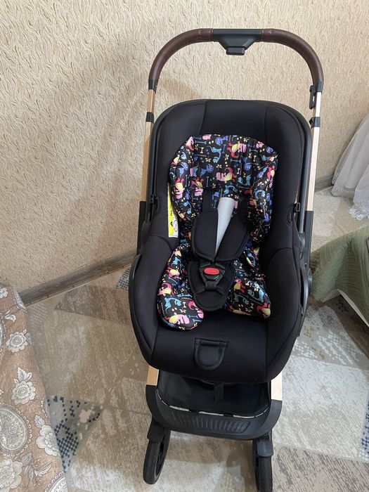 Продается коляска тройка