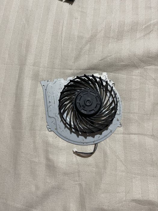 Ventilator de racire intern playsation 4