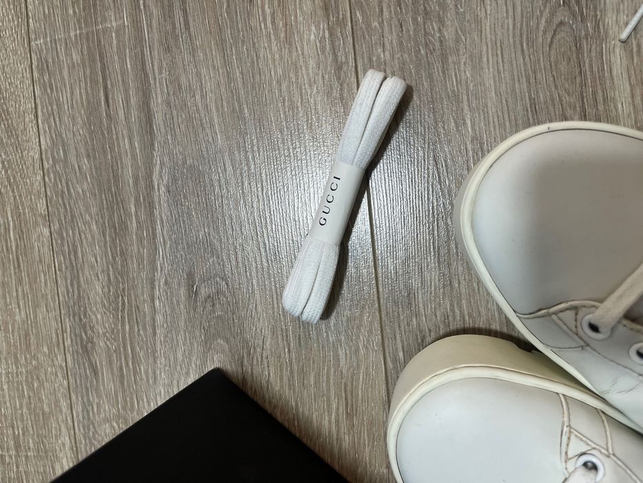 Продаю кеды  Gucci