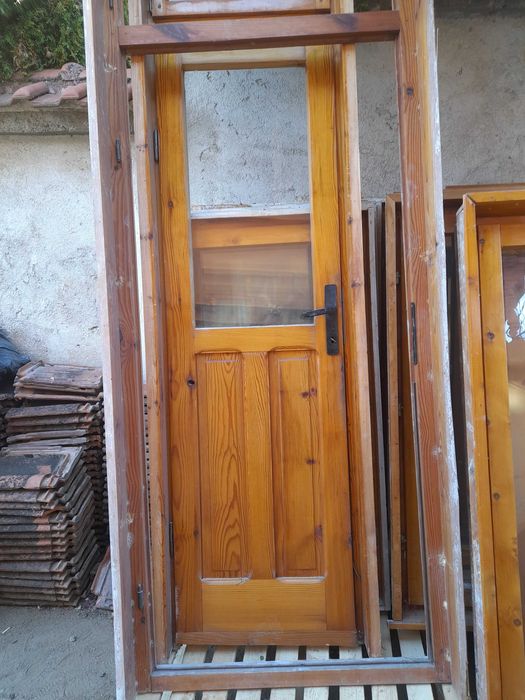 Дървена дограма(двойна) 50лв броя