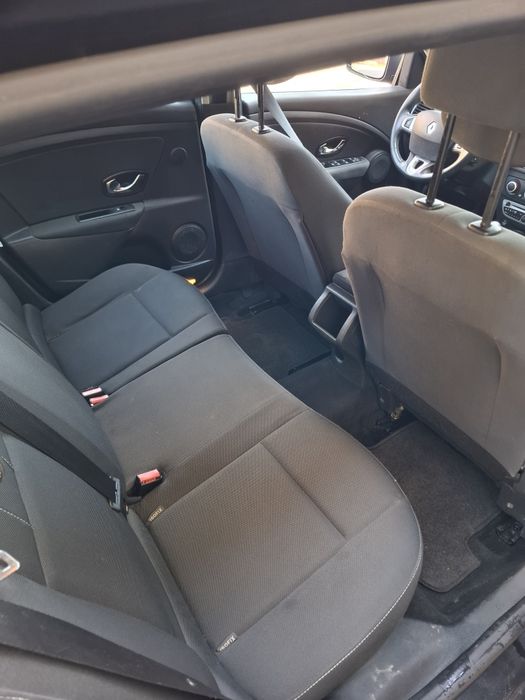 !!Vand Renault megan 3 din 2013 euro 5!!