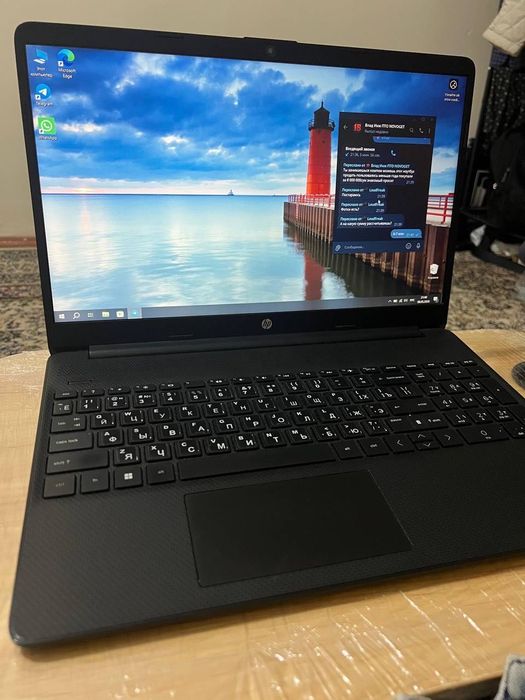 HP Laptop 15s-eq2xxx