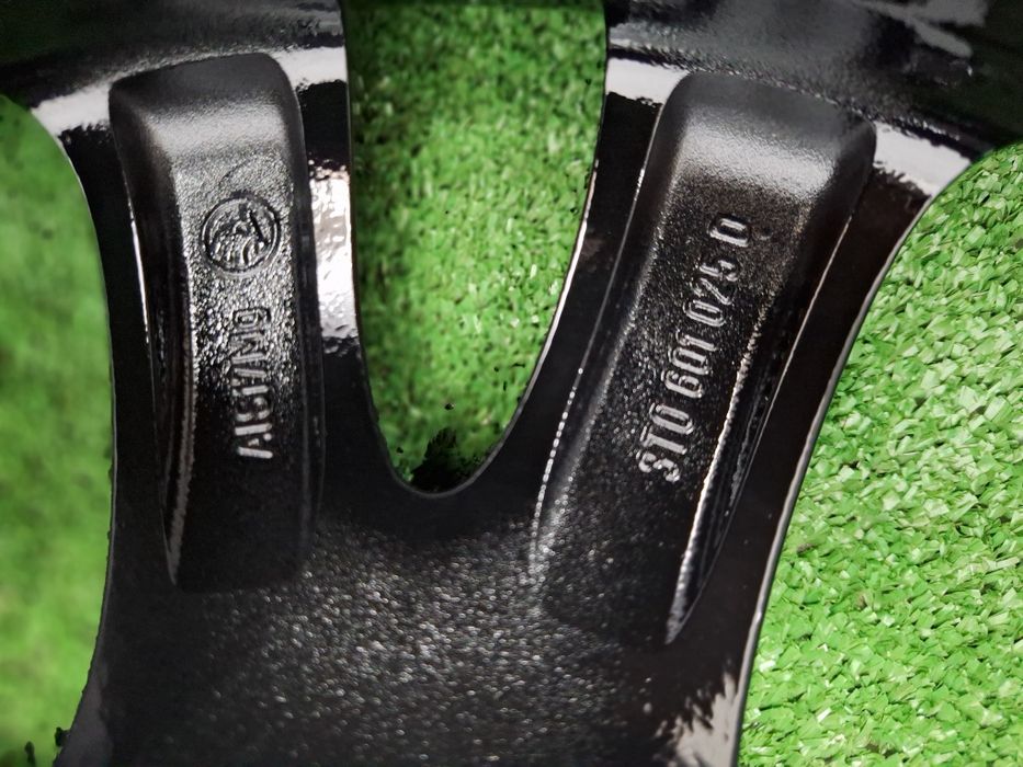 Шкода-17цола-5/112-ЕТ-49:Ж-7,5-оригинарни"RONAL"