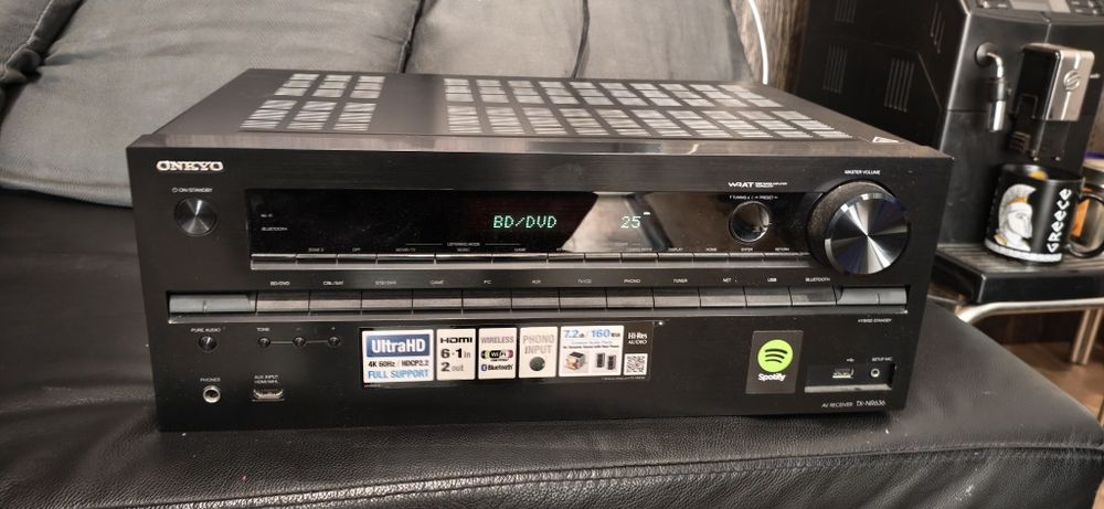 ONKYO  TX-NR 636