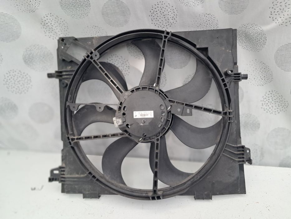 Вентилатора Mercedes W247 ,B klassa