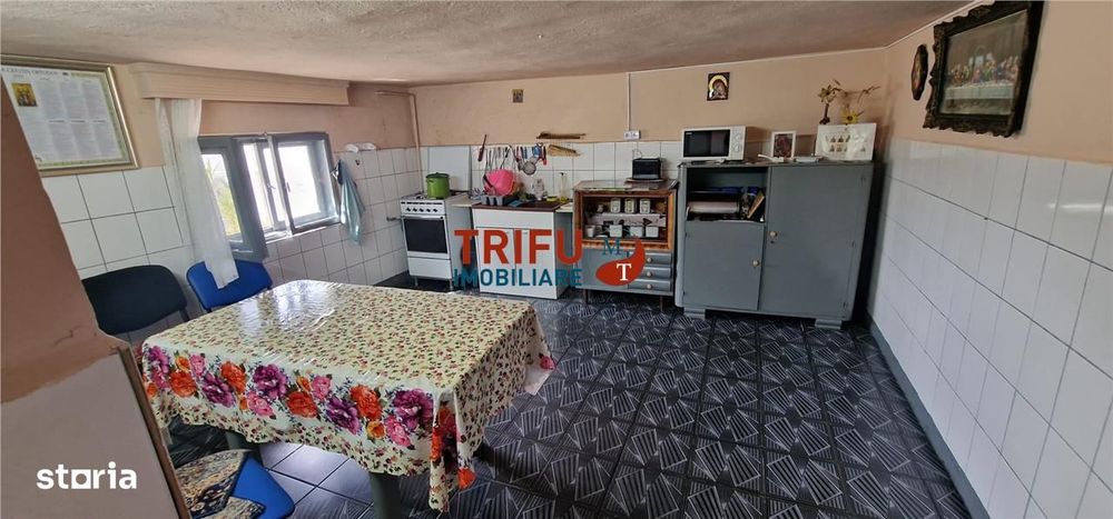 Casa de vanzare 6 camere in Alba Iulia