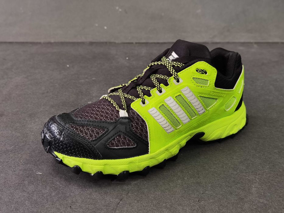 Ghete munte 38 39 adidasi Bocanci  alergare ADIDAS - Vietnam Ca NOI