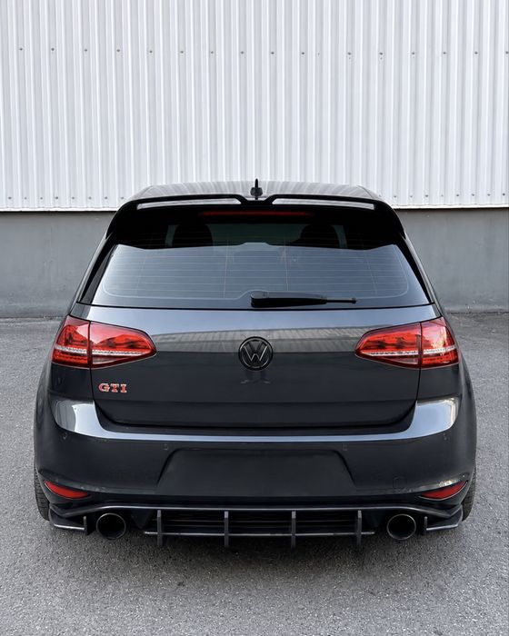 Добавка за дифузьор Volkswagen Golf 7 GTI Pre-Facelift (2012-2017)