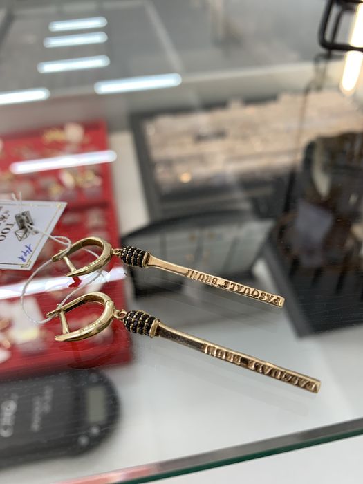 Золото серьги  г.Астана