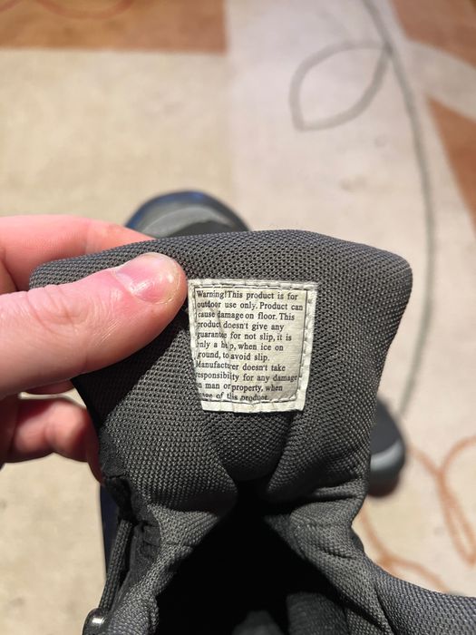 Планински ботуши с шипове