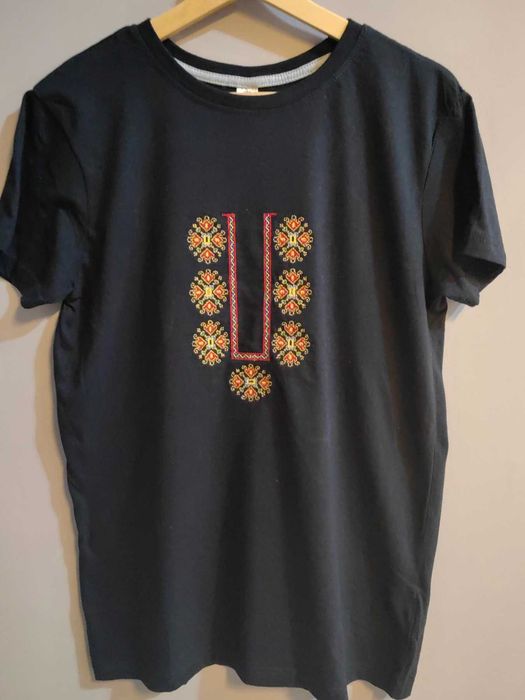 Тениски с бронирани шевици