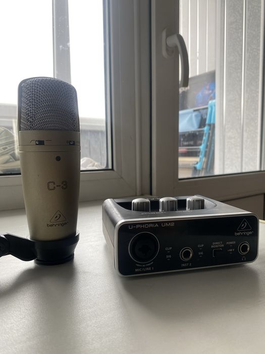 Behringer C3 + Behringer U-Phoria UM2 + XLR