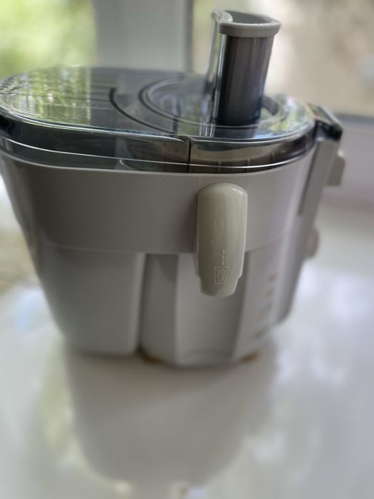 Соковыжималка электрическая