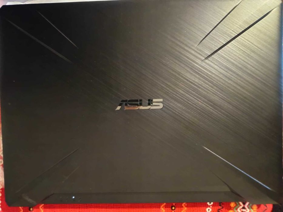 Геймърски лаптоп ASUS TUF FX505DT – Ryzen 7 3750h, 32GB RAM, GTX 1650