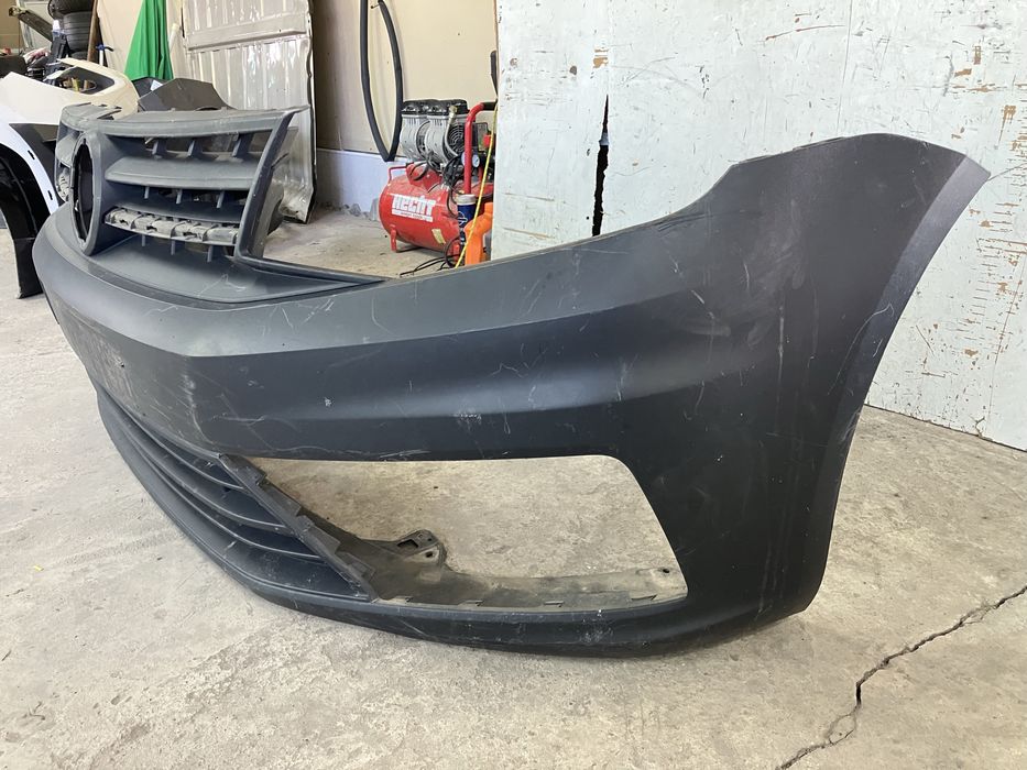 Предна броня за VW Caddy Фолксваген Кади 2015-2020г 2бр