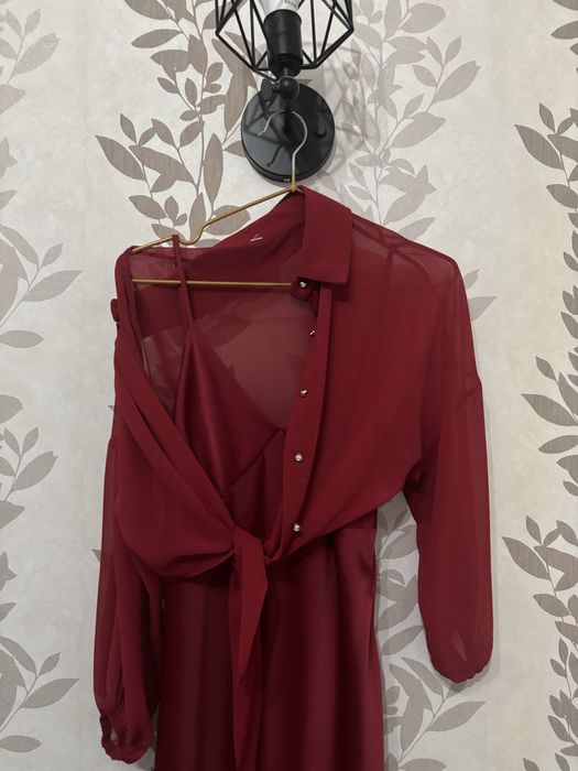 Продается платье