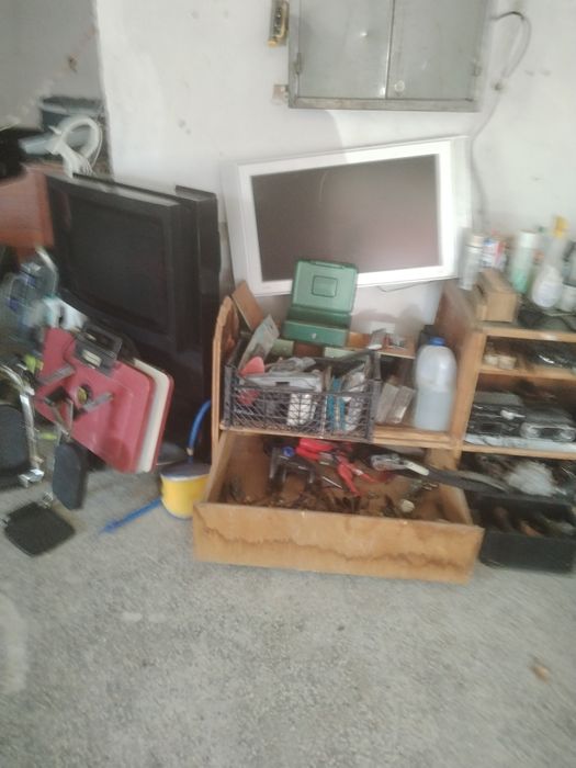Продавам електроуреди,кафе машини,електроскутер,йоники,акордеони