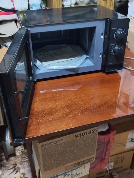 Посуда разная новая и микровалновка