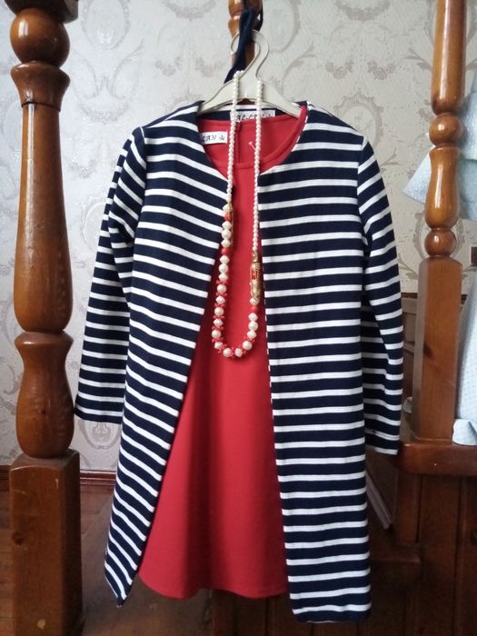 Продам отличные платья