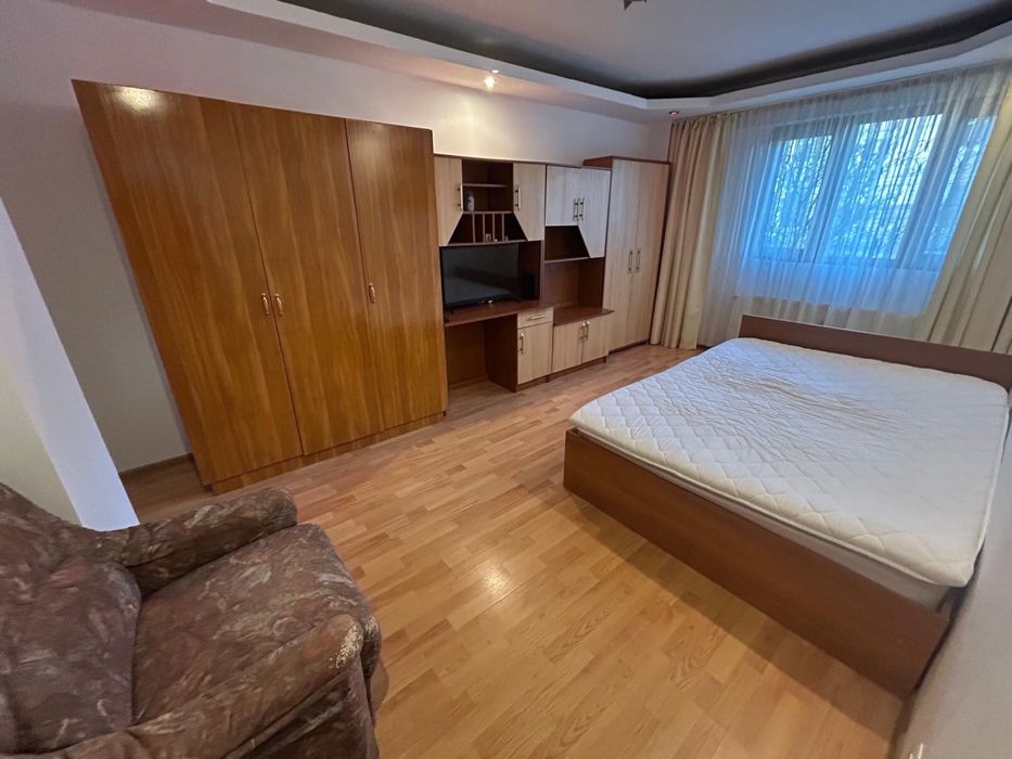 Garsoniera de inchiriat, Republicii- Statuia Mihai Viteazu- PROPRIETAR