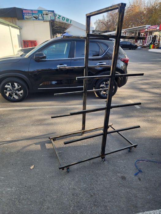 Стелаж сотилади срочно