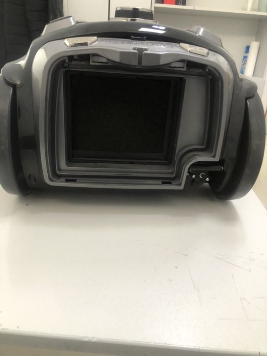 Пылесос Vitek -1898