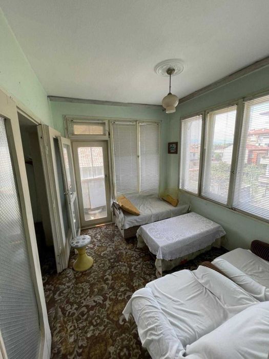 Продава се Тристаен апартамент в Пловдив, Прослав - 98 кв.м за 703 €/кв.м - Снимка #2