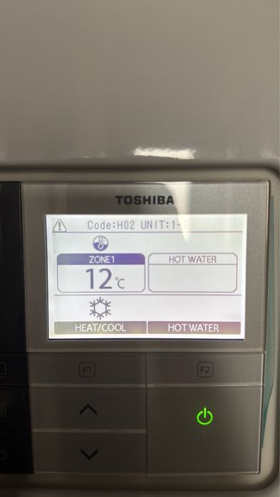 Термопомпа Toshiba , въздух -вода проблем грешка компресор