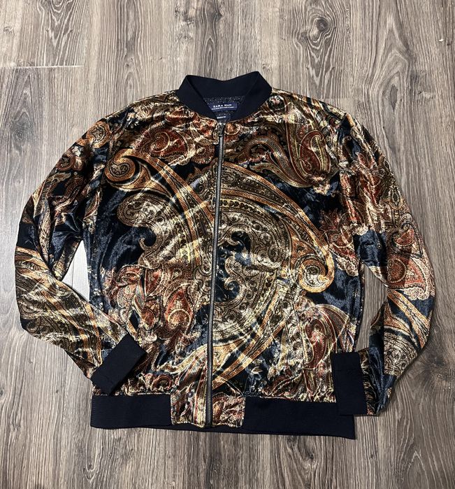 Уникален бомбер ZARA MAN – Limited Edition стил!