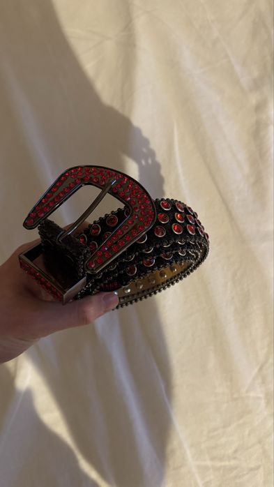 Curea rhinestone (nu louis vuitton, gucci, amiri)