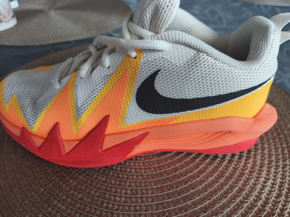 Маратонки Nike 36 номер