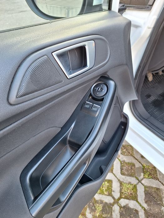 Vanzare Ford Fiesta