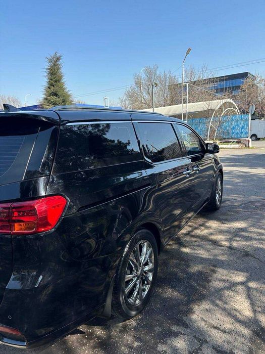 Kia Carnival 2020 Ideal