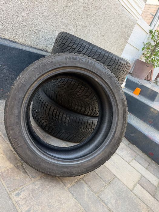 4 Anvelope iarna  235 45 r17 Nexen