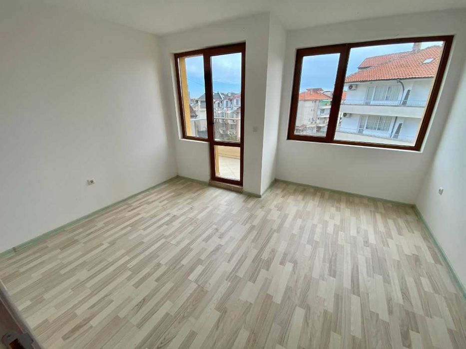 Продава се Многостаен апартамент в с. Равда, Област Бургас - 175 кв.м за 743 €/кв.м - Снимка #6