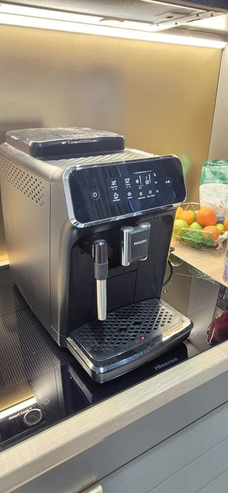 Espressor Philips boabe automat EP 2020 expresor