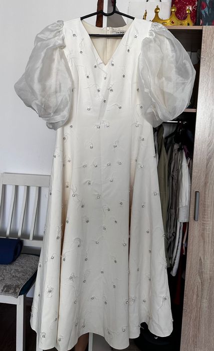 Продается вечерняя платья