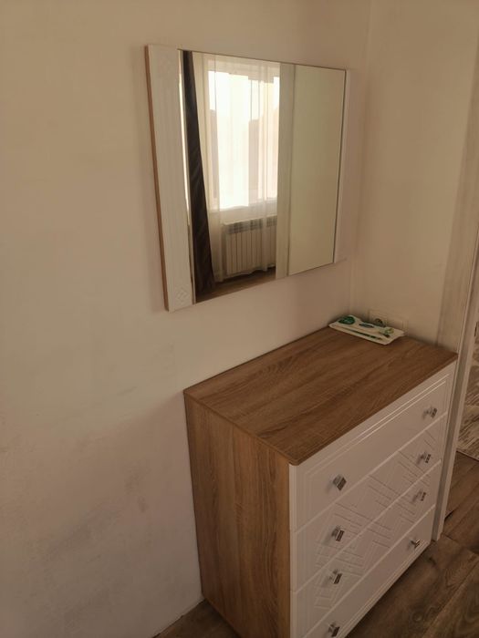 Продам спальный гарнитур Срочно