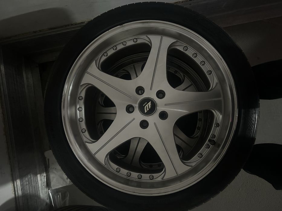 Диска комплект 245/40/19