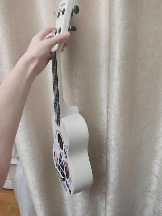 Укулеле Veston:)