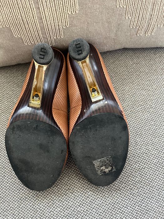 United Nude – уникални перфорирани помпи (Block Pump Hi style) и сандали Zara
