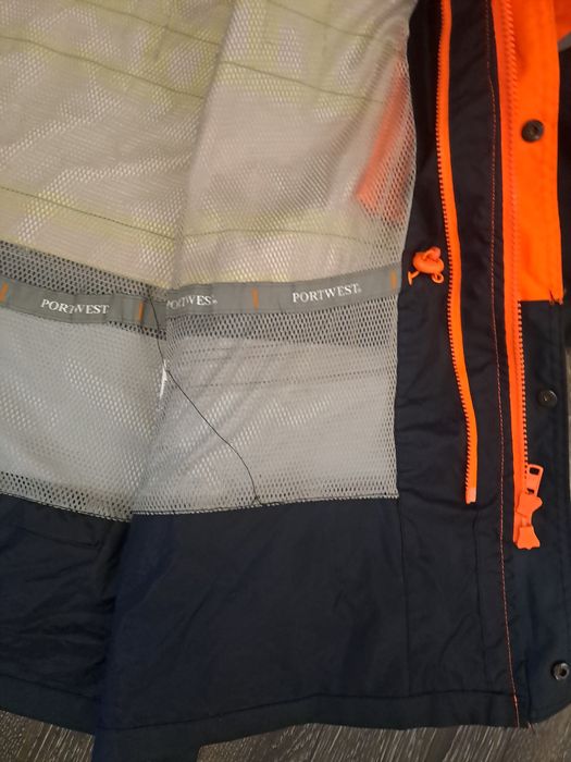 Geaca reflectorizanta impermeabilă