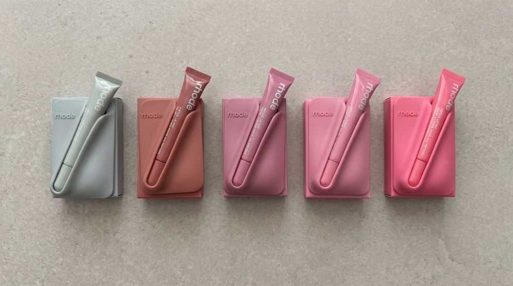 Set Rhode: Snap-on Lip Case MagSafe + Balsam de buze Peptide Lip Tint