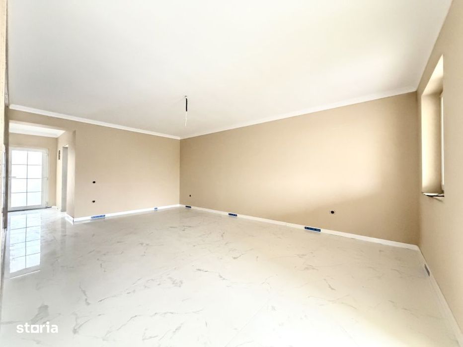 Duplex premium cu 4 camere, 116 mp utili + piscina - Sanandrei