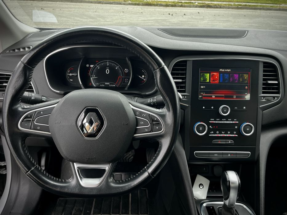 Renault Megane4/ 1.5dci// AUTOMAT EDC//Istoric//Garantie//KeyLess//Lane Assist//Navi/LED