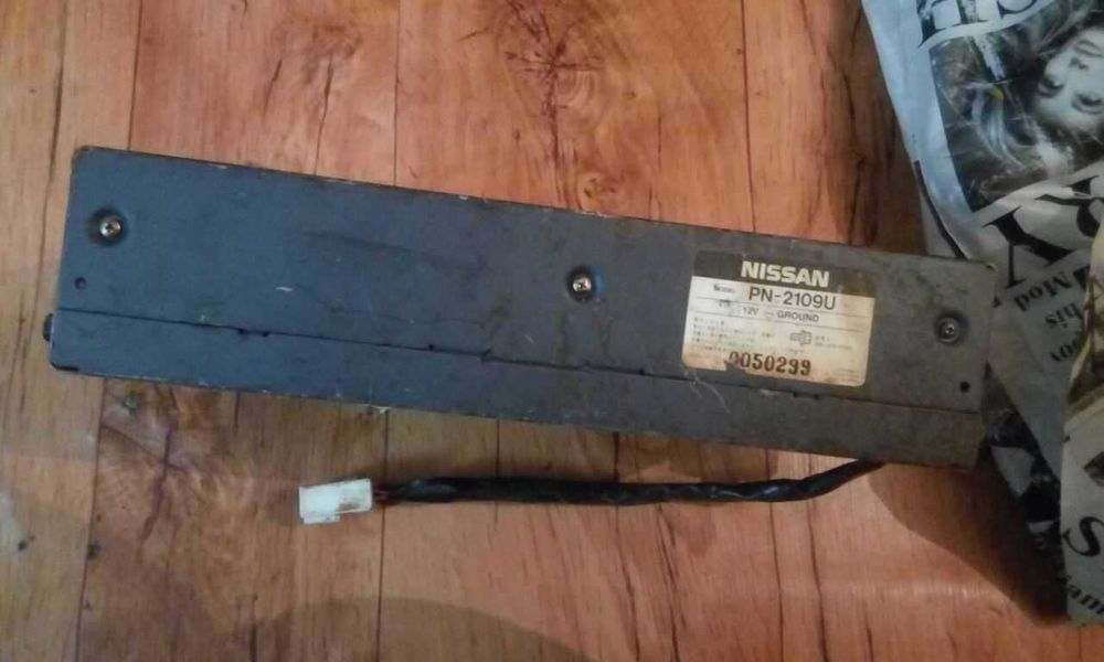 CD чейнджер Nissan