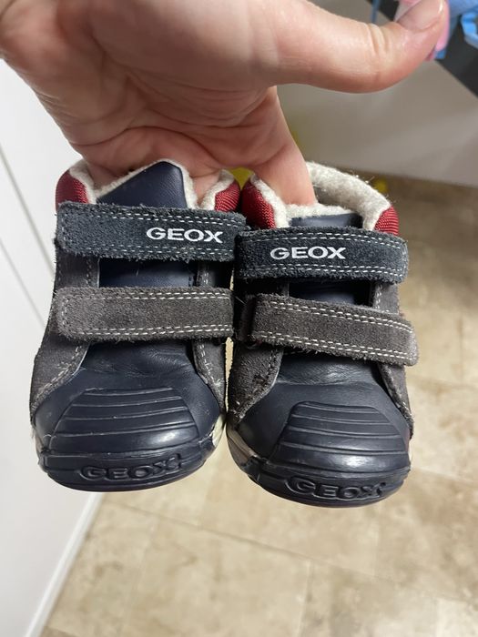 Ghetute Geox imblanite nr 21