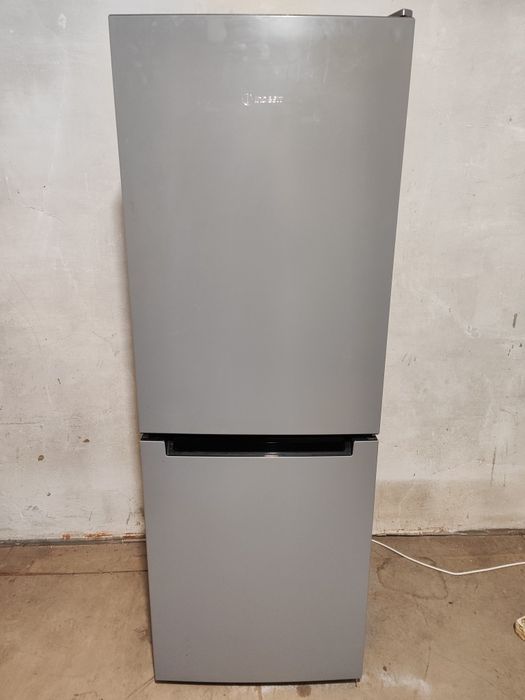 Холодильник рабочий