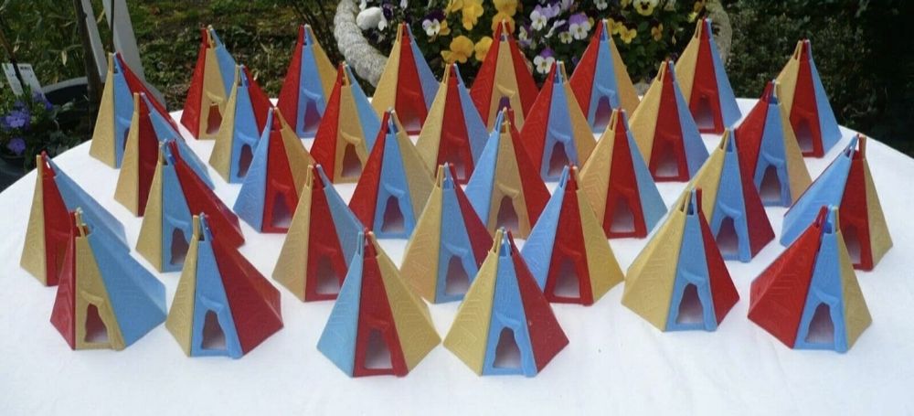 Indieni Cowboy plastic - NOUTATI accesorii anii'70-'90 - W.Germany