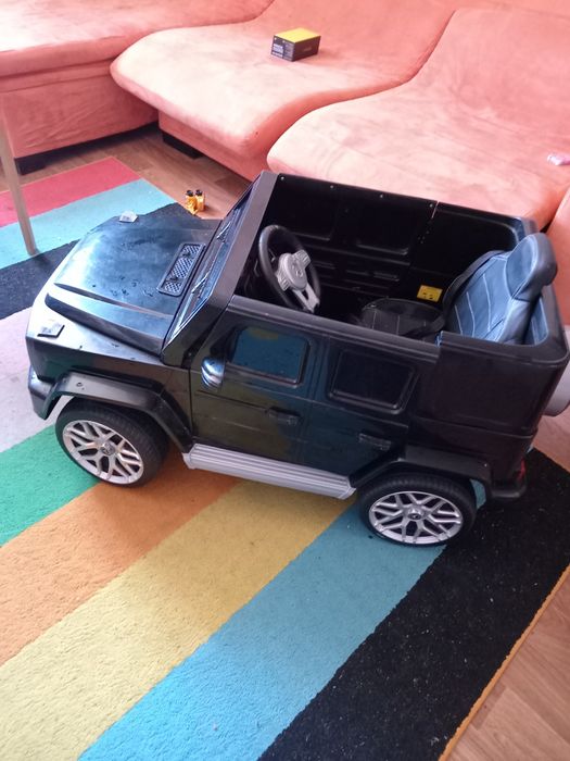 Детский электромобиль гелендваген